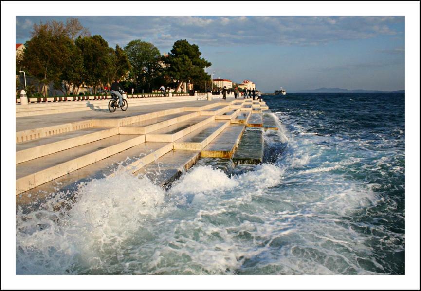 The Mellow Monkey Hostel Zadar Exteriör bild